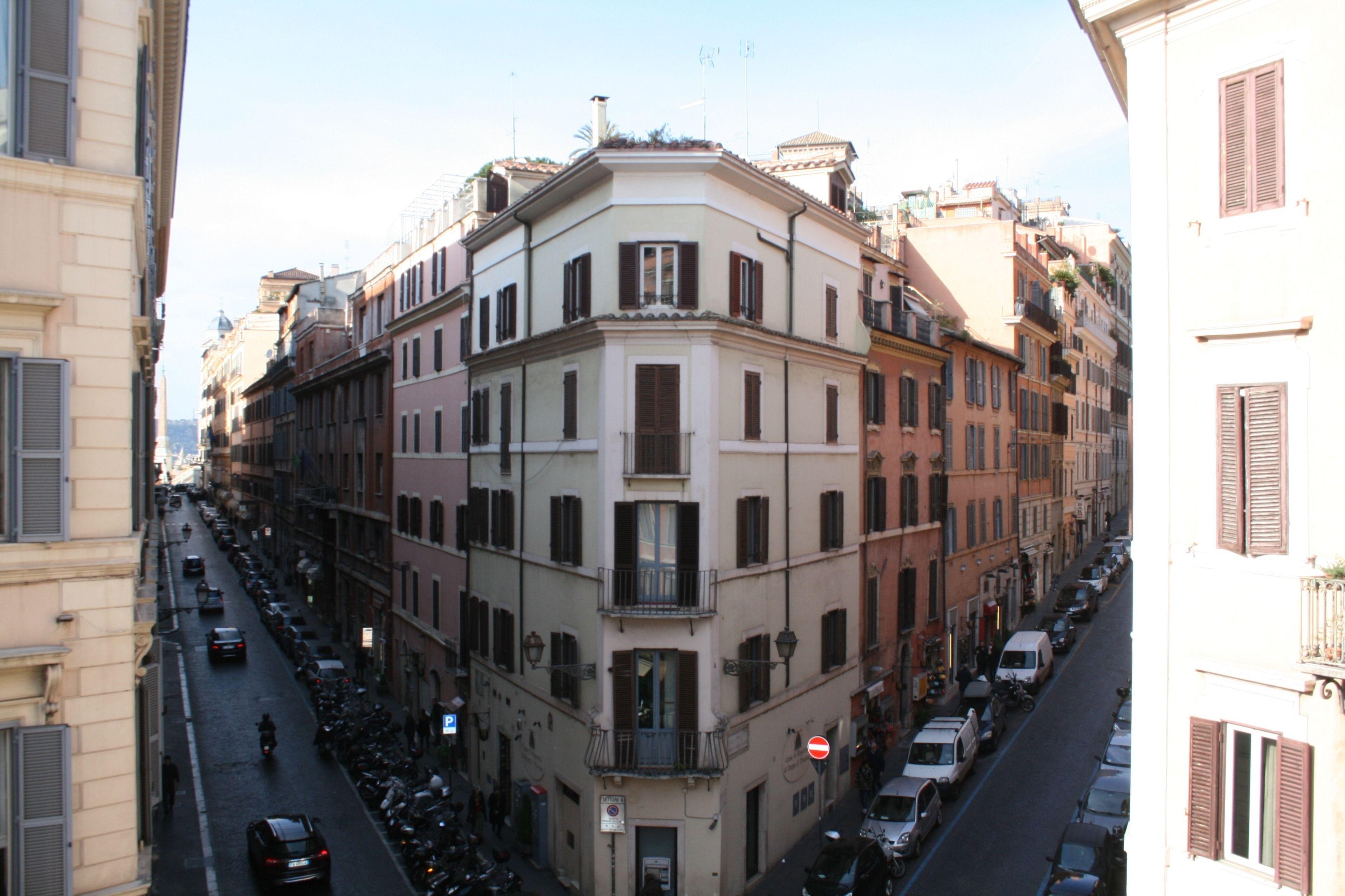 Golden Rooms Piazza Di Spagna, Rome